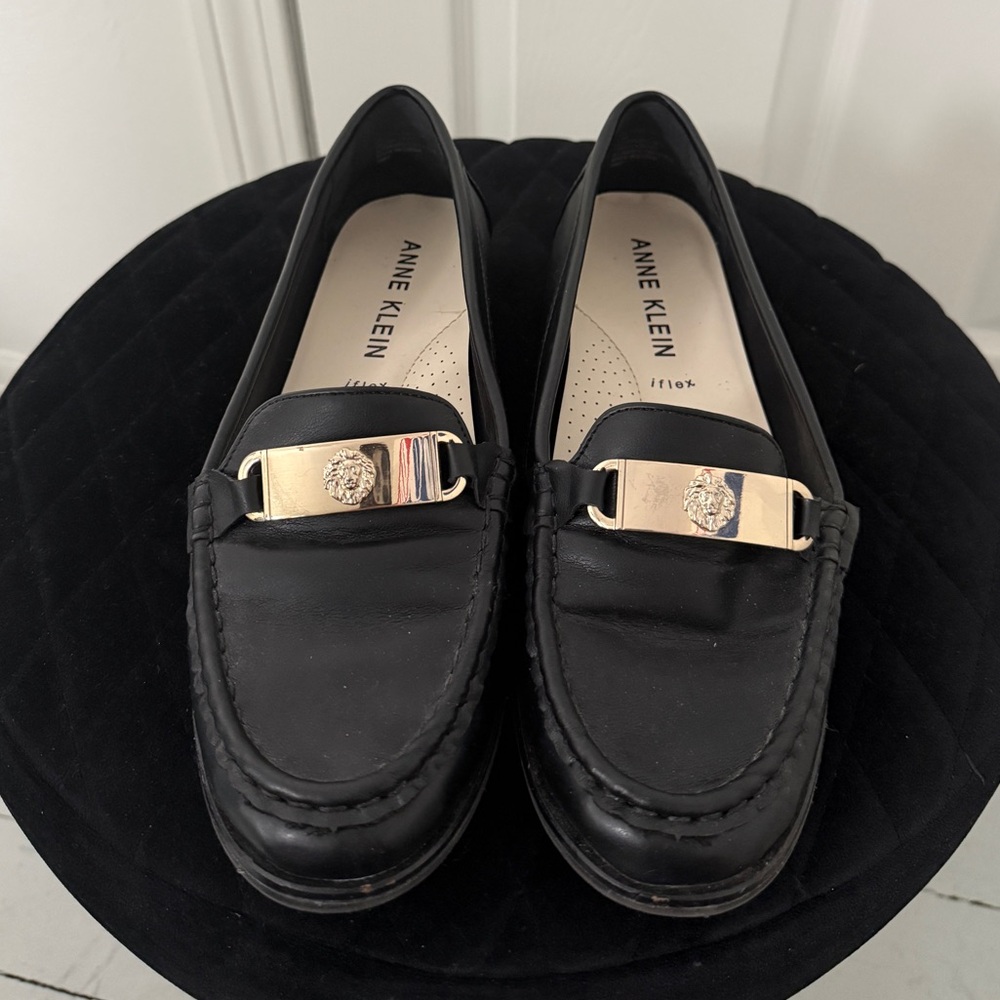 Anne Klein Loafers Black Gold Hardware Slip-On Flats